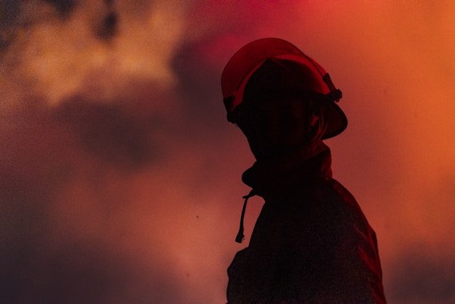 Cairns Structural Firefighting Helmets
